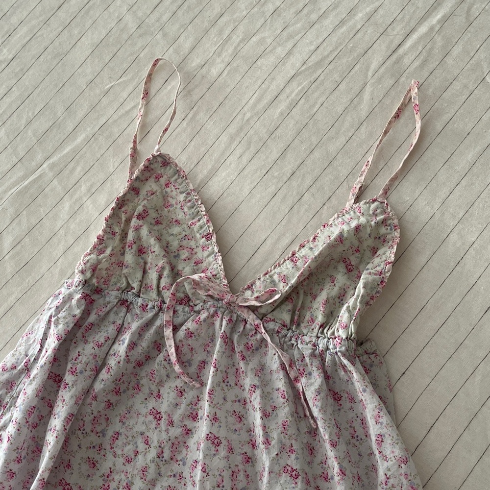 Shabby Chic Vintage Tank - Picture 2 of 7